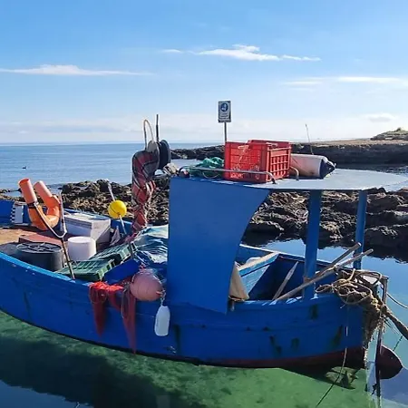 بيت للعطل Casa Dentro Mare