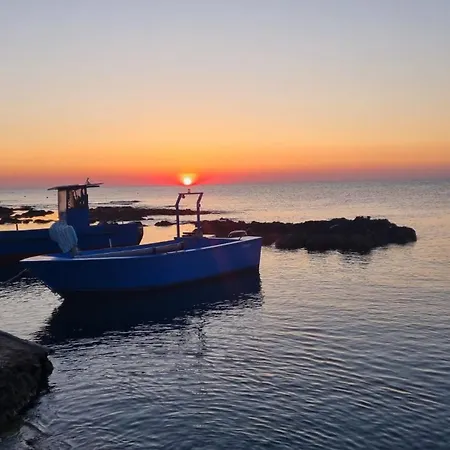 بيت للعطل Casa Dentro Mare *